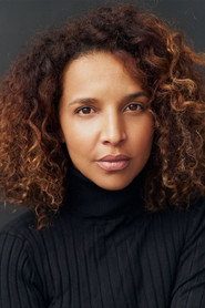 Rita Cruz portrait